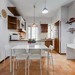 Bdc - Egeria 3-Bdr Huge Apartment