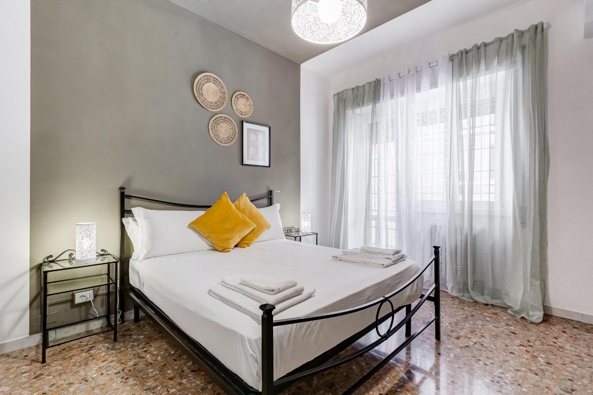 Bdc - Egeria 3-bdr Huge Apartment