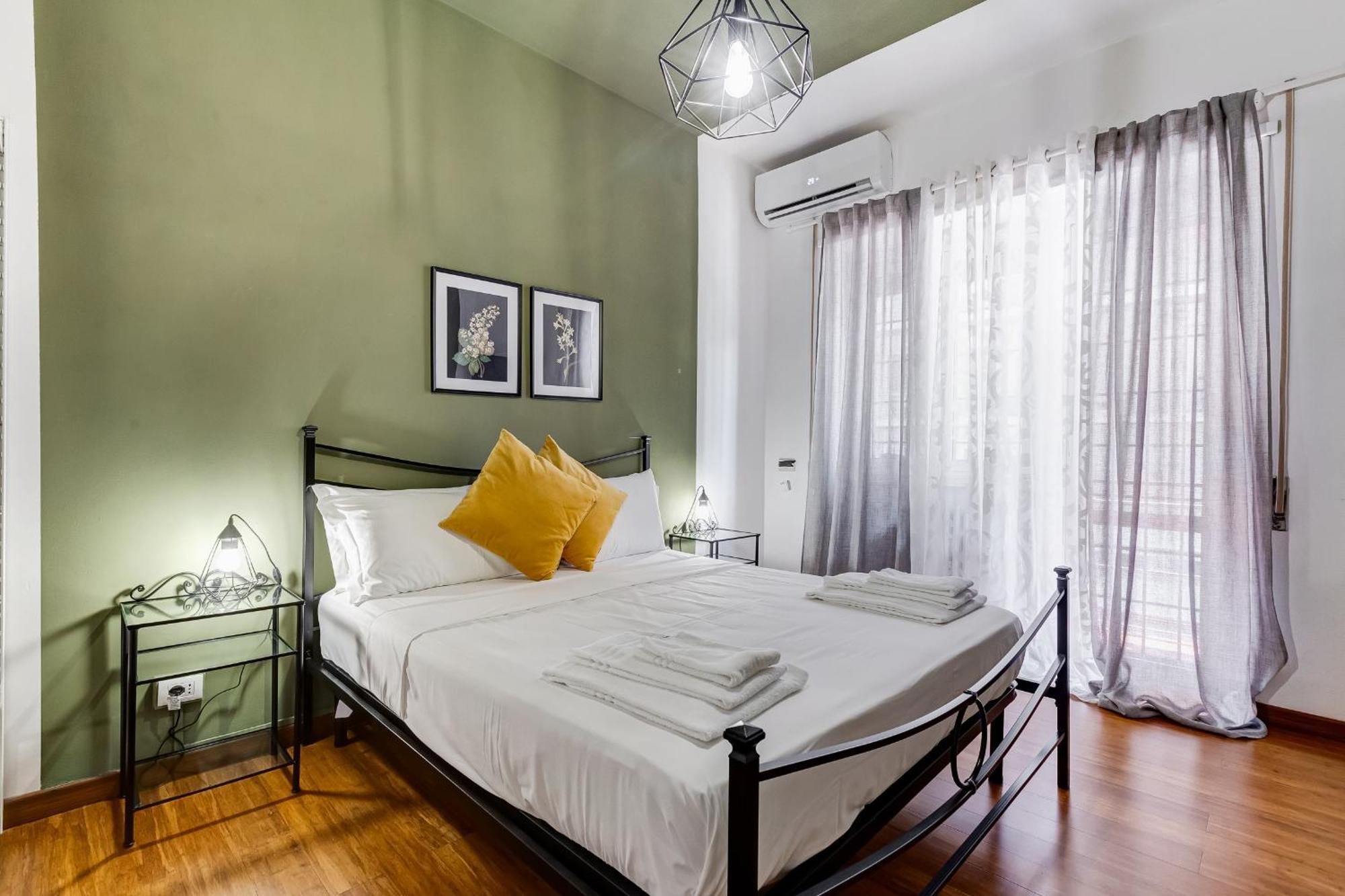 Bdc - Egeria 3-bdr Huge Apartment Rom