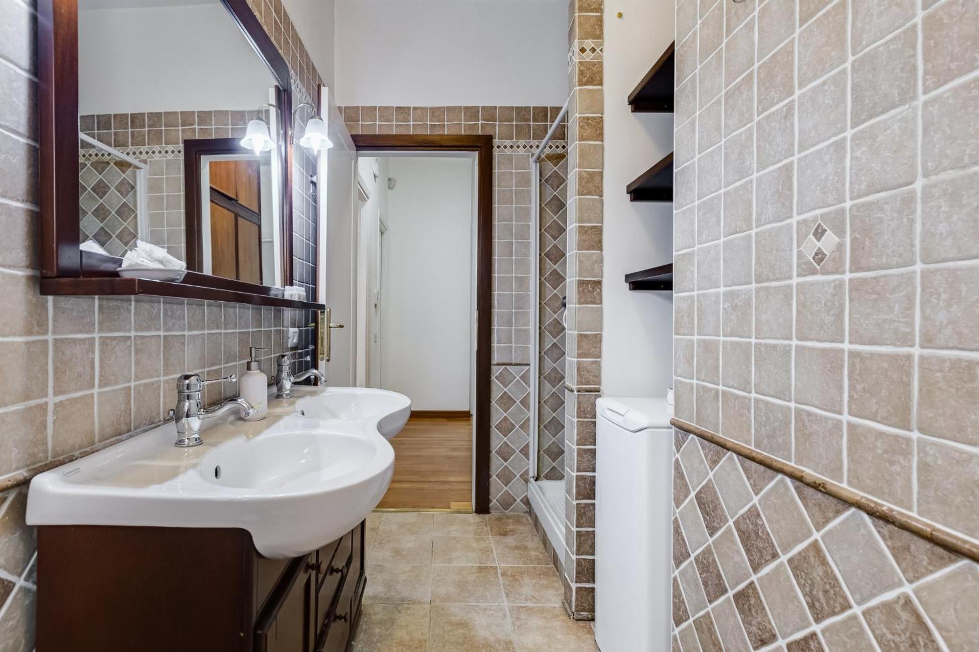 Bdc - Egeria 3-bdr Huge Apartment *