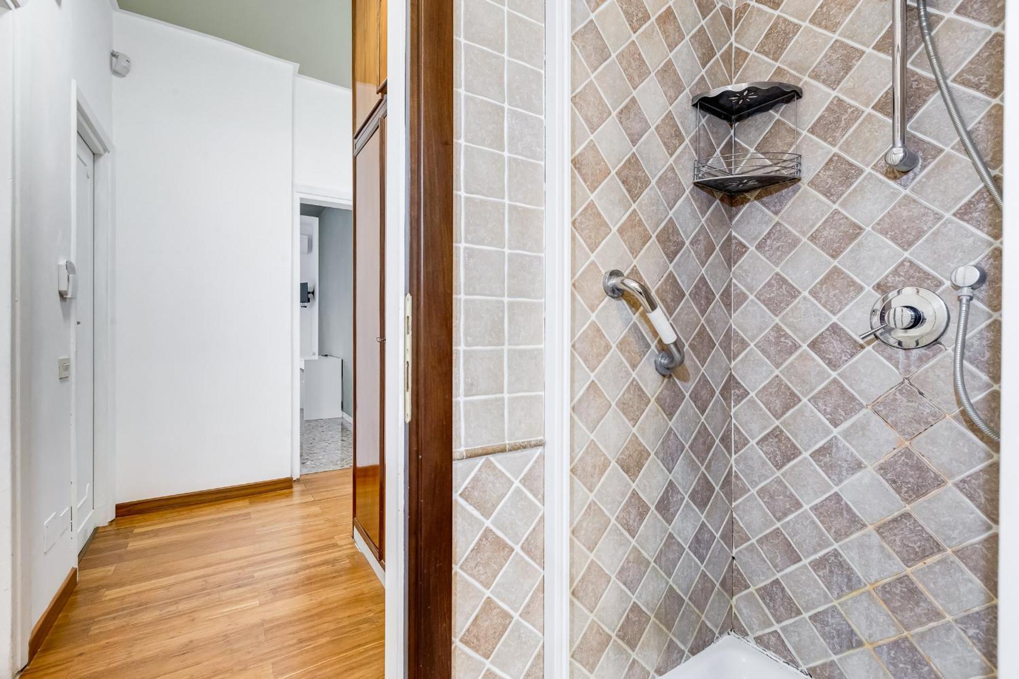 Apartment Bdc - Egeria 3-bdr Huge Rom
