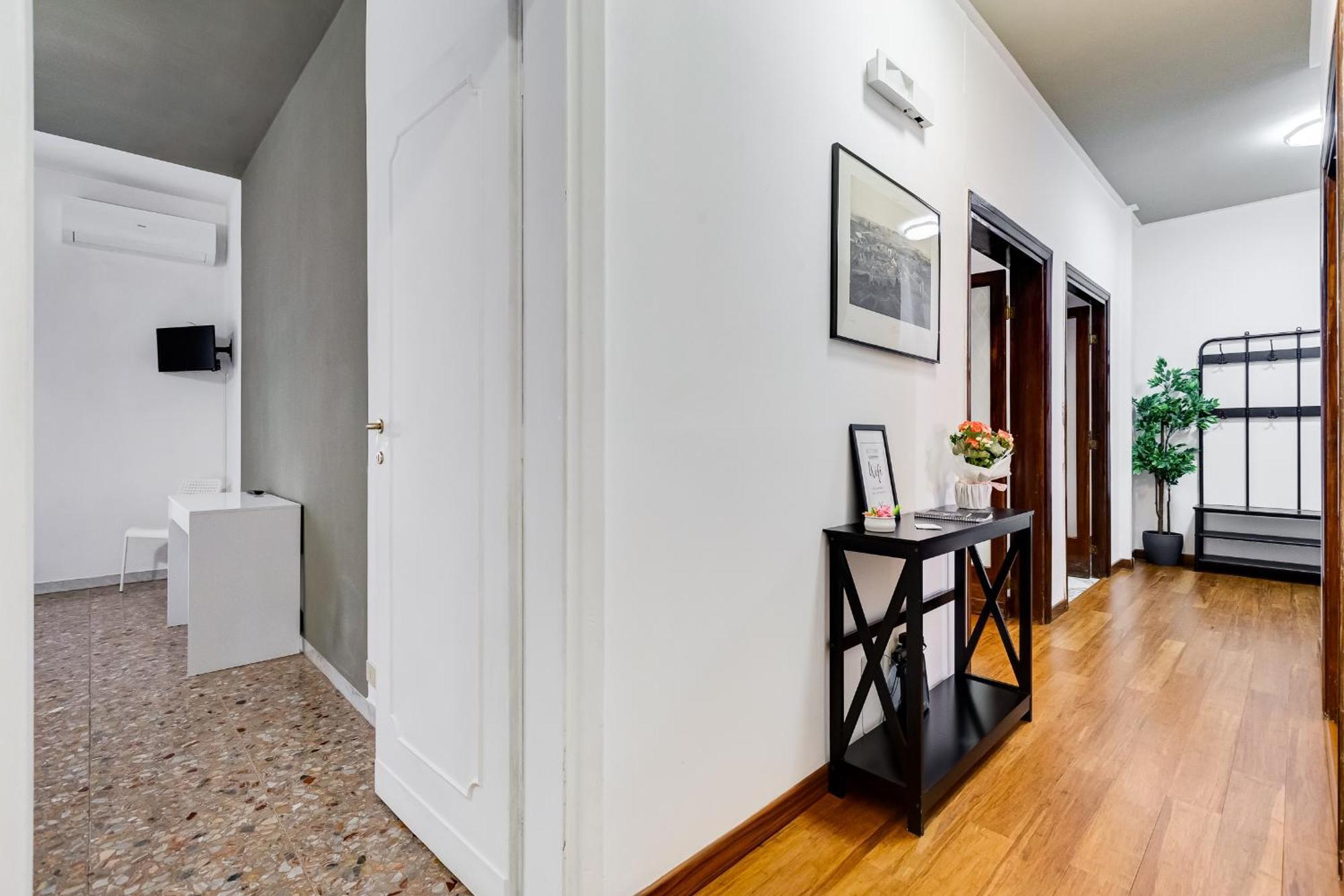 Bdc - Egeria 3-bdr Huge Apartment Rom